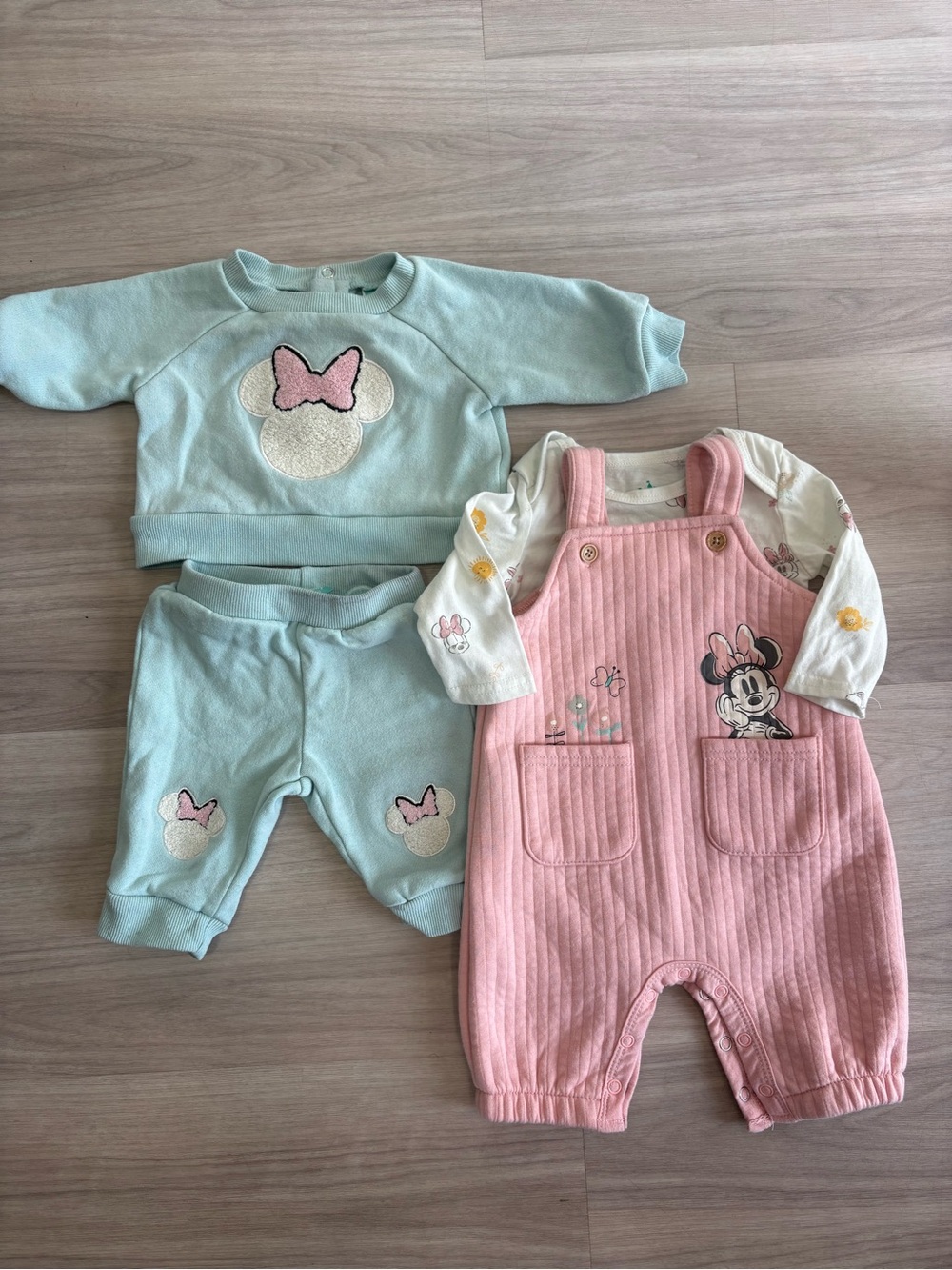 Disney Baby Minnie Mouse 0-3M Outfit Bundle 2 Sets Pink & Mint